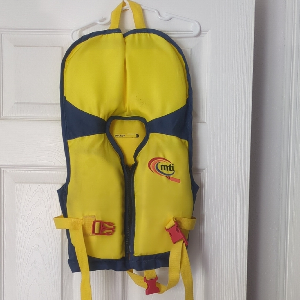 MTI Infant Life Jacket